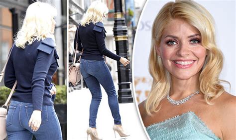 Holly Willoughby Turns Heads As She Showcases Peachy Bottom In Super Tight Skinny Jeans
