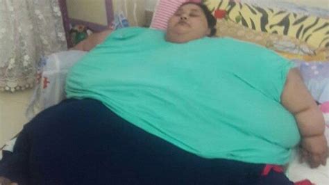 1 100 pound woman who has barely left room in 2 decades will fly to india for potentially life