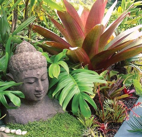 (obviously, only a small sampling of related garden elements can. Got the Post-Holiday Blues? 16 Ways to Bring Balinese ...