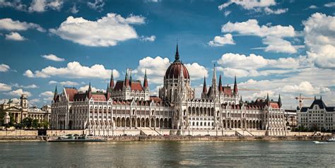 Boedapest staat er bekend om. 10 leuke bezienswaardigheden in Boedapest | Onze tips ...