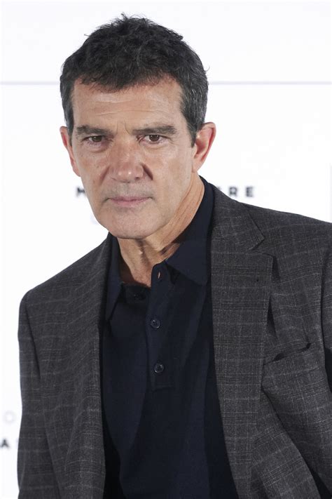 Banderas' success as an actor in america came with his role in. Antonio Banderas Photos Photos - Zimbio