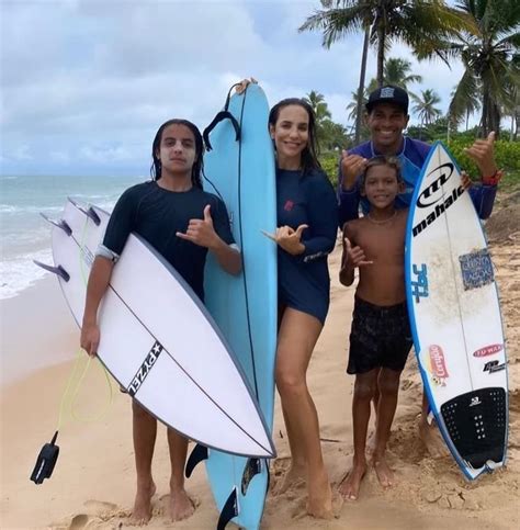 filho de ivete sangalo surge surfando e impressiona tá igual a mãe