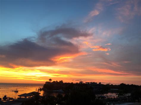 Pinellas County, Florida 🌴 : r/CloudPorn