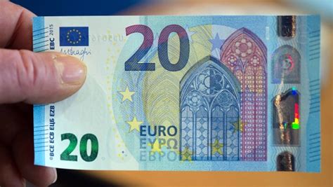 Das geld wirst du nirgendwo bekommen, denn das wäre illegal, oder man könnte illegale sachen damit machen. Neuer 20-Euro-Schein ist fälschungssicherer als der alte