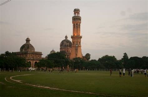 Allahabad university law admission test (au lat) exam highlights. Allahabad University, Allahabad, India Tourist Information