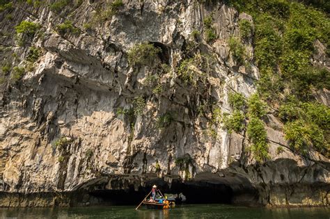 Top 9 Caves In Halong Bay Worth Visiting 2021