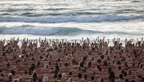 Thousands Strip Naked On Australia S Bondi Beach For Spencer Tunick