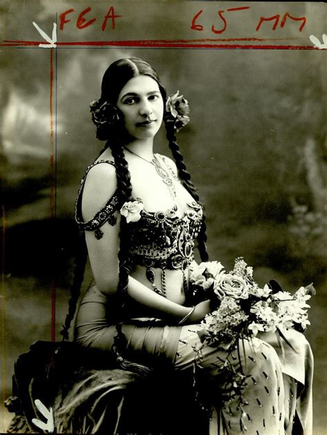 125 Years Of The International Herald Tribune Mata Hari Dancer Portrait
