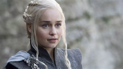 Game of Thrones les fans ont lancé une cagnotte pour Emilia Clarke Vanity Fair