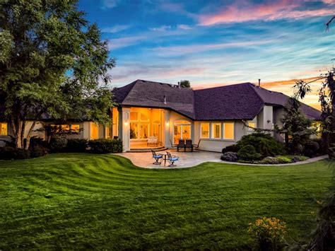 PRESTIGIOUS EAGLE PROPERTY | Idaho Luxury Homes | Mansions For Sale | Luxury Portfolio