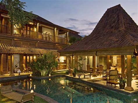 Bedroom Luxury Villa In Central Seminyak Bali