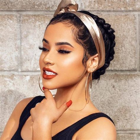 La adolescente se lució junto a un grupo de mariachis con el tema cucurrucucú paloma y así dejó en Stephanie Gomez, la hermana de Becky G que se está robando ...
