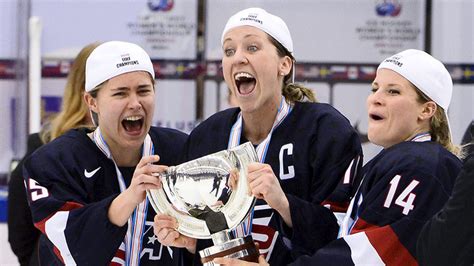 Beboldforchange Us Womens Hockey Team Gets New Contract