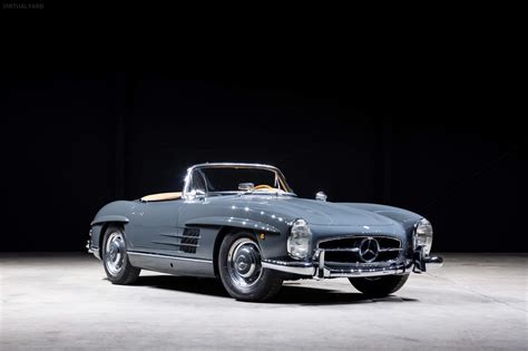 Sports car of the century goes into series production. 1961 Mercedes-Benz 300SL
