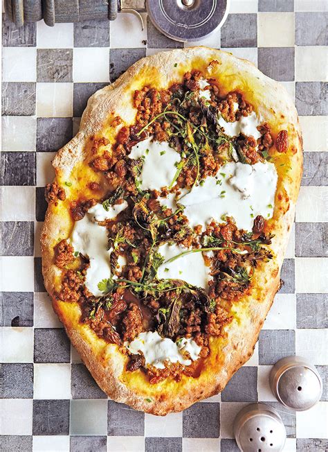 23 easy and inexpensive meals you can make with pita bread. Lebanese lamb flatbread - delicious. magazine