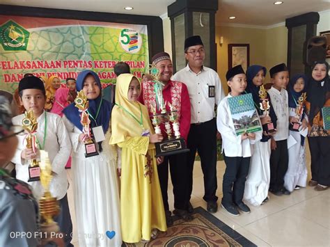 Mhq Putri Dan Cerdas Cermat Berangkat Ke Tingkat Nasional Sd Islam