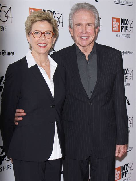 Warren beatty and annette bening attends the vanity fair oscar party march 21, 1999 in los angeles, ca. Warren Beatty Talks Successful Marriage to Annette Bening ...