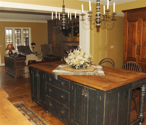 St Louis Black Cherry And Curly Maple Kitchen Traditional Kitchen