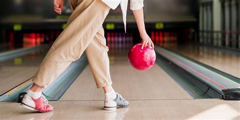How To Bowl Better Quickly Easy Bowling Tips For Beginners