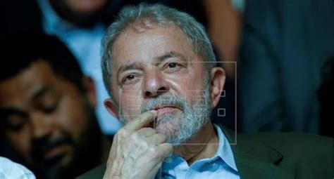 brasil formalizan precandidatura de lula da silva a presidencia pese a estar inhabilitado