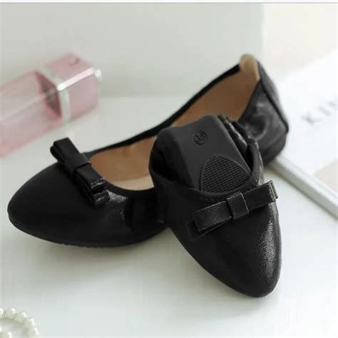 Zheng Pin Jia Ren Egg Roll Shoes 2018 New Pointed Bow Flat Comfortable Shallow Womens Black