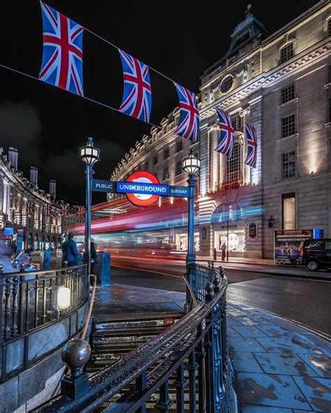 Moody Street Photos Of London After Dark By Luke Holbrook Street