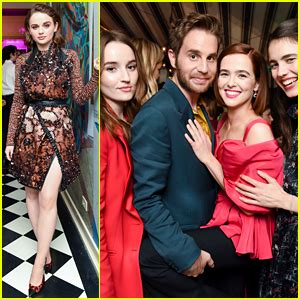 Joey King Ben Platt More Stars Celebrate The Upcoming Golden Globes