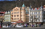 Karlsbad Tschechien Foto & Bild | altstadt, fassaden, historisches ...