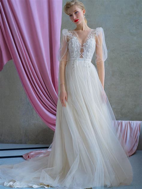 Latest Wedding Dresses Top 10 Latest Wedding Dresses Find The Perfect