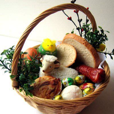 They also had some type of cabbage and most of the time dinner included cauliflower. Easter blessing | Polish easter traditions, Polish easter ...