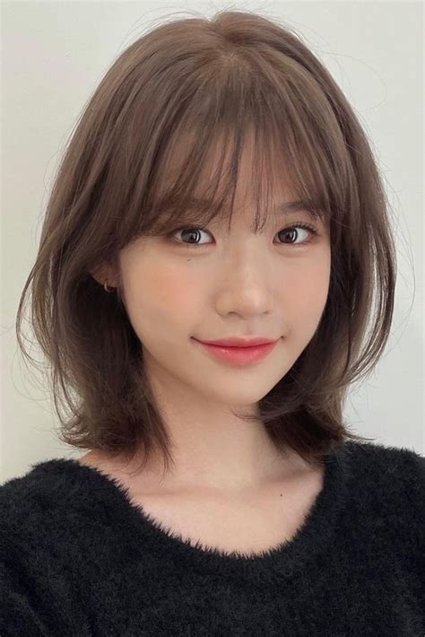 55 Trendiest Korean Hairstyles And Haircuts For Women Short Hair With Bangs Bangs With