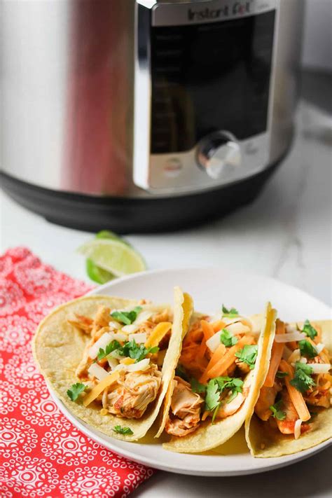 Instant pot chicken tacos | shredded chicken taco recipe. Instant Pot Shredded Chicken Tacos - Skinny Comfort