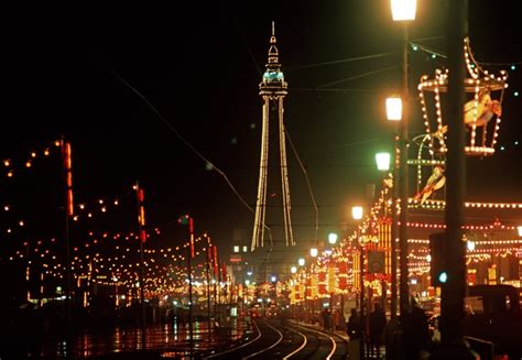 Plan to visit blackpool illuminations, united kingdom. Blackpool Illuminations - Galerie Prints - Premium ...
