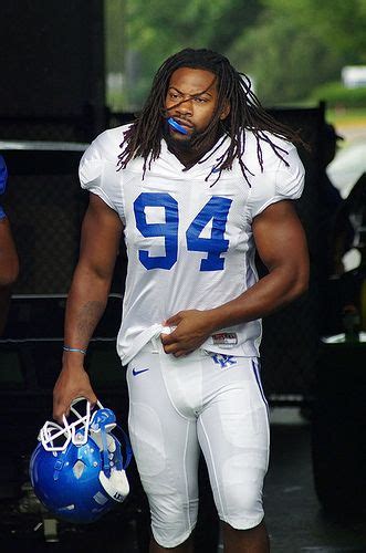 Big Zadarius Smith Makes His Way Out For Practice Big Blue Nation