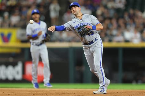 Royals Trade Anti Vax Whit Merrifield To Toronto Blue Jays