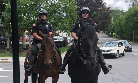 A Ride Along With Saratoga Springs Mounted Police Patrol Saratoga Living