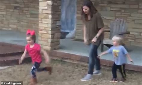 Aunt Shows No Mercy To Nephew And Niece Pushing Them To The Ground All World Report