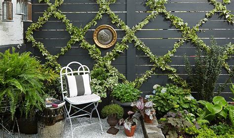Additionally, i wanted to use it as a plant trellis with bench seating. Build a Chic and Easy DIY Garden Trellis | The Garden Glove