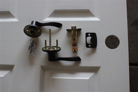 How To Install Or Replace A Door Knob The Art Of Manliness