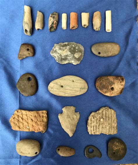Eastern Nc Pf’s Native American Artifacts Arrowhead Points Pipe Pieces Bear Effigy Pottery