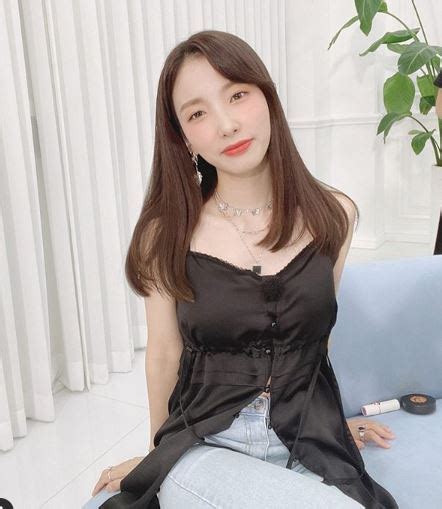 Discover more posts about 지숙. '예비신부' 지숙, 이두희와 결혼 앞두고 물오른 미모 눈길 ...