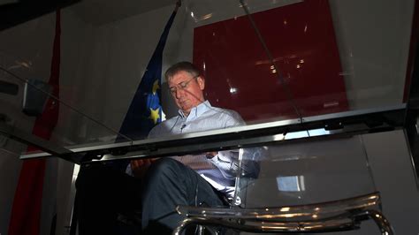 Follow karc fm to never miss another show. Íme Gyurcsány Ferenc jóslata 2020-ra - Blikk
