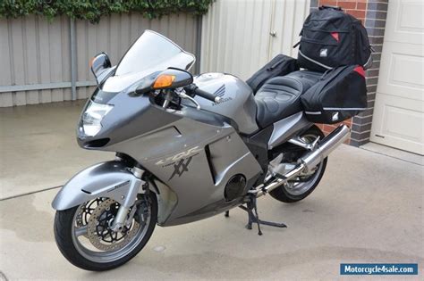 Brand new tires, battery, carbs services, plugs, filters, seat and more. Honda Super Blackbird XX for Sale in Australia
