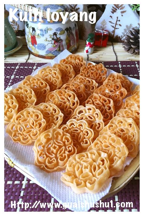 Check our our list here for some ideas! Traditional Flower Moulded Chinese New Year Snack ...