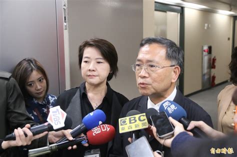 Search for text in url. 雙副市長為選舉爆內鬥？ 黃珊珊、蔡炳坤同台：副副得正 - 政治 - 自由時報電子報
