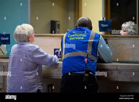 Philadelphia Inquirer Customer Service Vacation