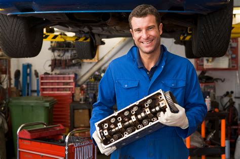 4 Helpful Traits To Have If You Want To Become A Certified Mechanic