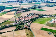Feuerbach from above - Agricultural land and field borders surround the ...