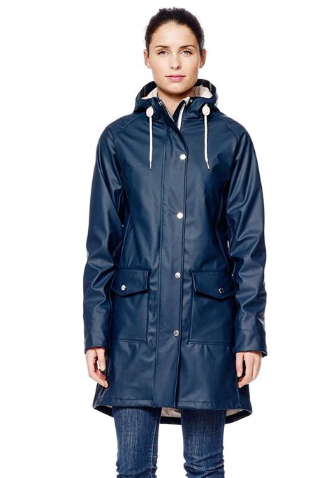 Aug 10, 2021 · aber auf labels wir didriksons und rains haben dem friesennerz sehr ähnliche modelle in ihren kollektionen. Damen Regenjacke Erna Raincoat navyblue von Tretorn