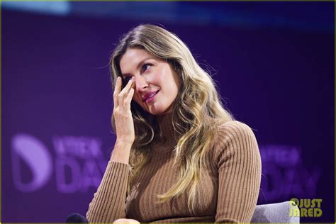 Gisele Bundchen Source Reveals Why She Was Crying On Stage At Business Conference Photo 4941813